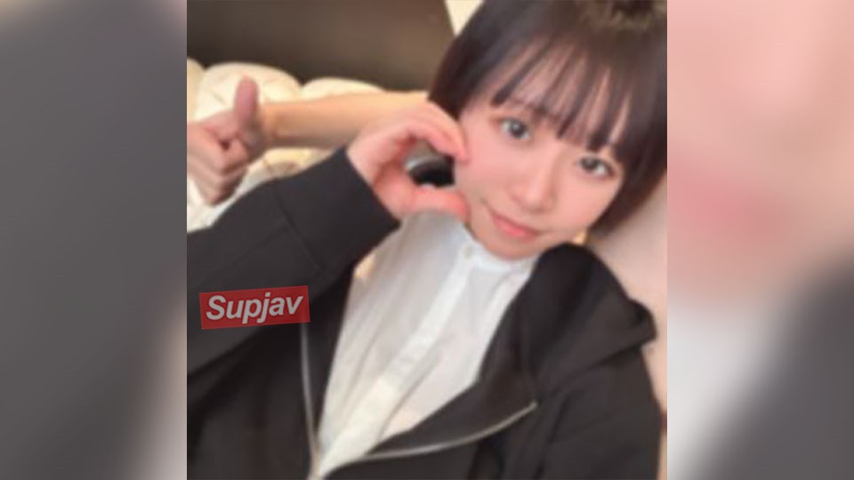 FC2PPV 4671131 [2 Works] Amateur Squirting! Massive Squirting! Huge Clit♡ Innocent Momo-Chan. After Deep Throat Blowjob Service, She Bares Her Instincts And Begs For Creampie Sex.