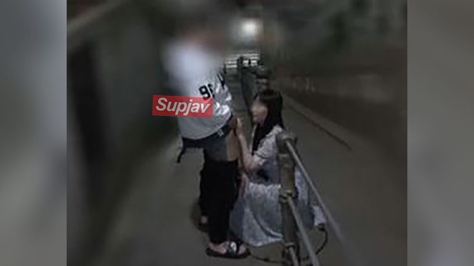 FC2PPV 4673886 *Until 5/6, 80% Off For The First Time Only *No Leaks Allowed* [First Shot] [Uncensored] [Face Revealed] [3P] This Is The Full Version Of The Video That Was Uploaded On A Certain SNS And Then Deleted.