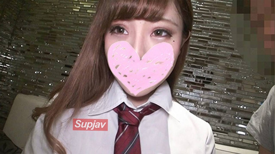 FC2PPV 4879159 [Uncensored] Serious Raw Cumshot Impregnation Press On An 18-year-old Gal-type Massage Girl!!