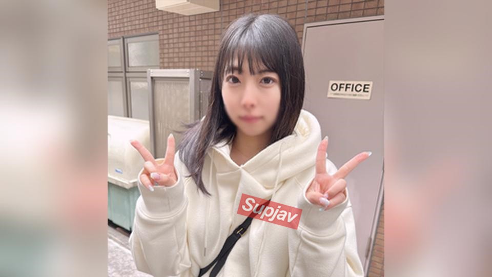 FC2PPV 4925888 990pt Until July 7th!! [Bonus Included!] A Petite Kansai Girl New To Tokyo. She’s Taking On A POV Sex Gig Again For The Money. A Secret Video Where She Services His Cock With An Intense Blowjob, Gets Her Fair-skinned, Beautiful Butt Squeezed, And Takes A Deep-thrusting Creampie!!